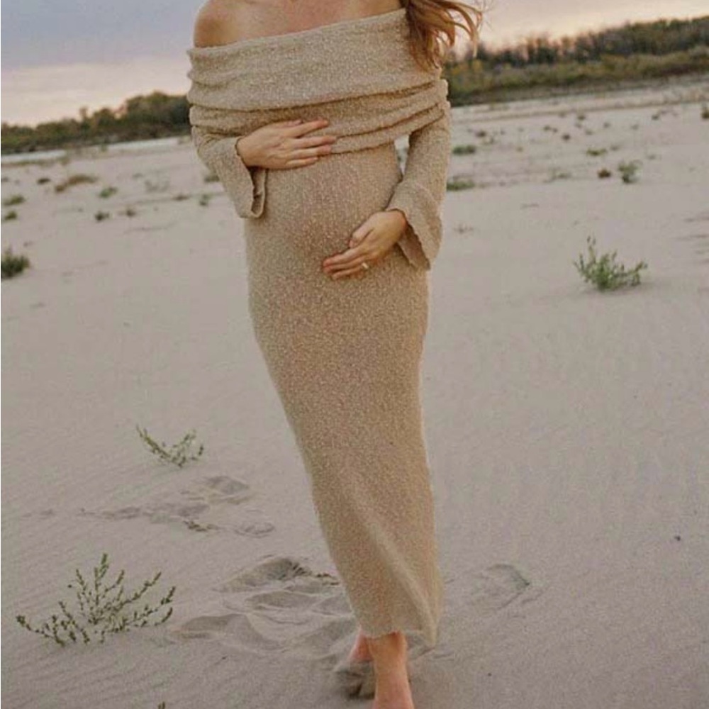 Elegant Off-Shoulder Maxi Dress in Tan